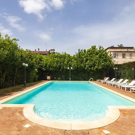 Delle Rose By Vacavilla *