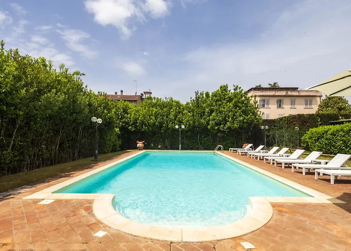 Delle Rose By Vacavilla *